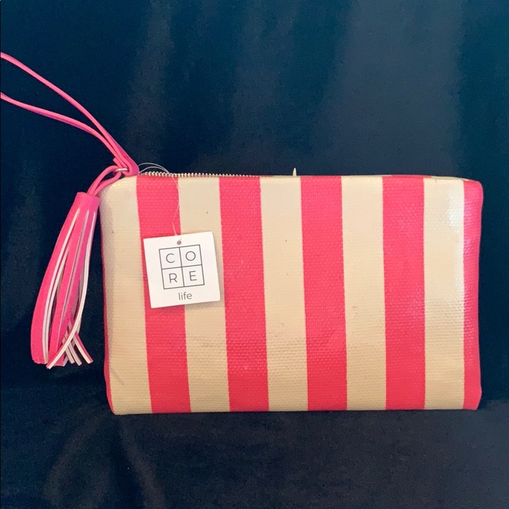 Wristlet - Picture 2 of 7